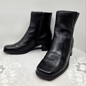 Madeline Favor Square Toe Black Leather Boots Size 8
